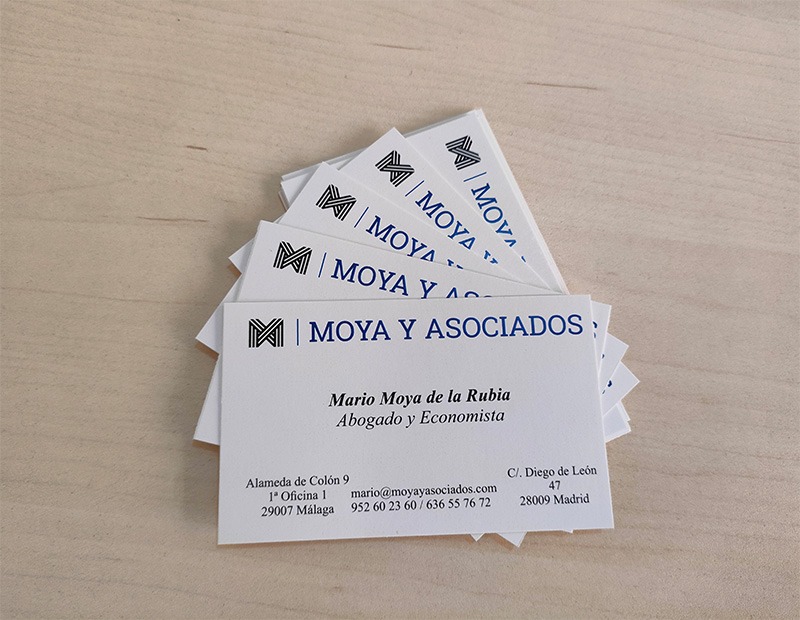 Tarjetas de visita de Moya y Asociados
